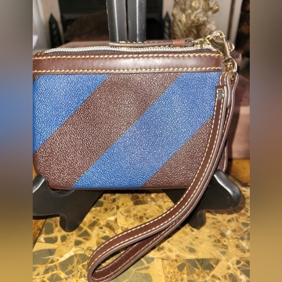 Dooney & Bourke wristlet brown and blue - Picture 2 of 8